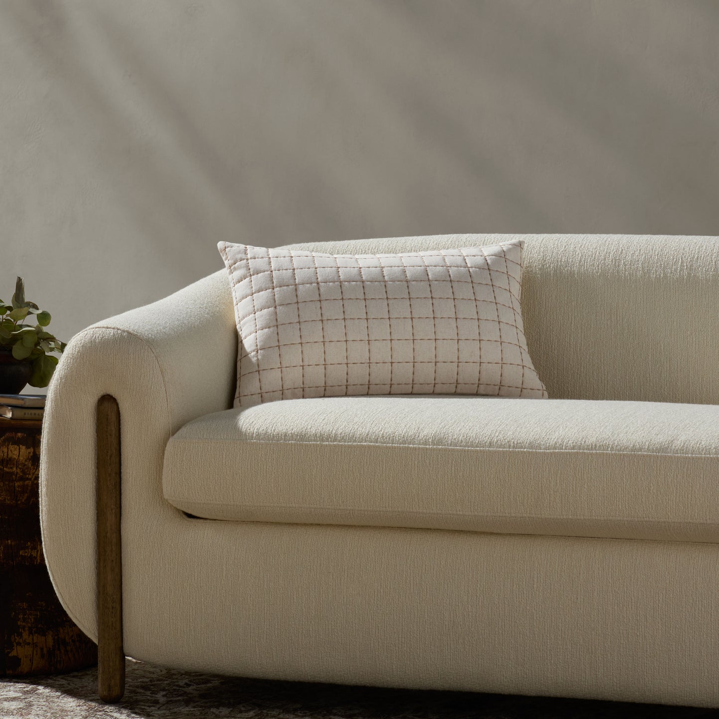 Magnolia Home by Joanna Gaines x Loloi Hattie PMH0075 Natural 13'' x 21'' Pillow - Chapin Furniture