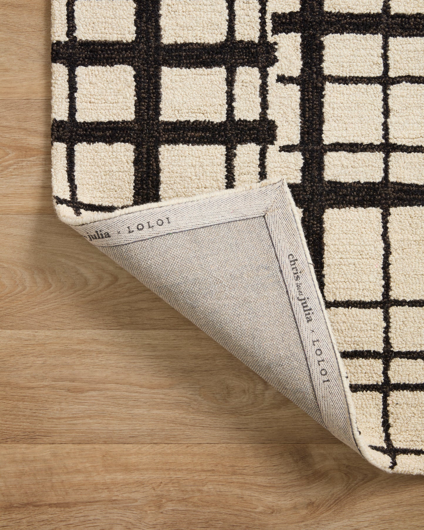 Chris Loves Julia Polly Rug – Black / Ivory - Chapin Furniture