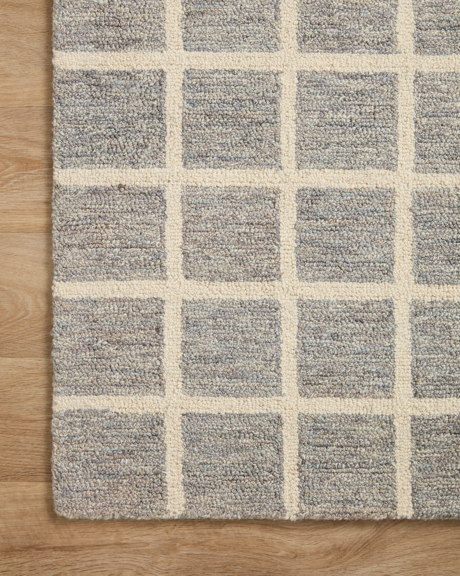 Chris Loves Julia Polly Rug – Slate / Ivory - Chapin Furniture