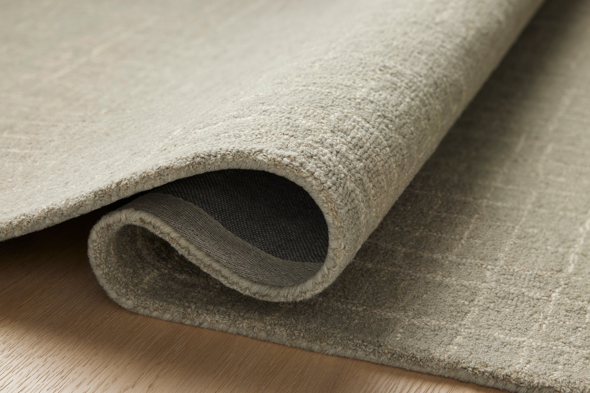 Chris Loves Julia Polly Rug – Spa / Ivory - Chapin Furniture