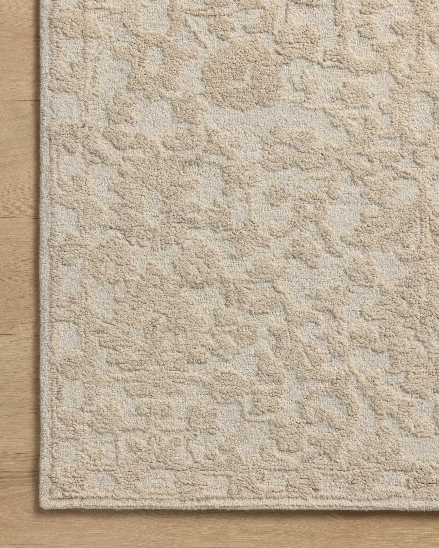 Prudence 01 Cream/Ivory Rug - Chapin Furniture
