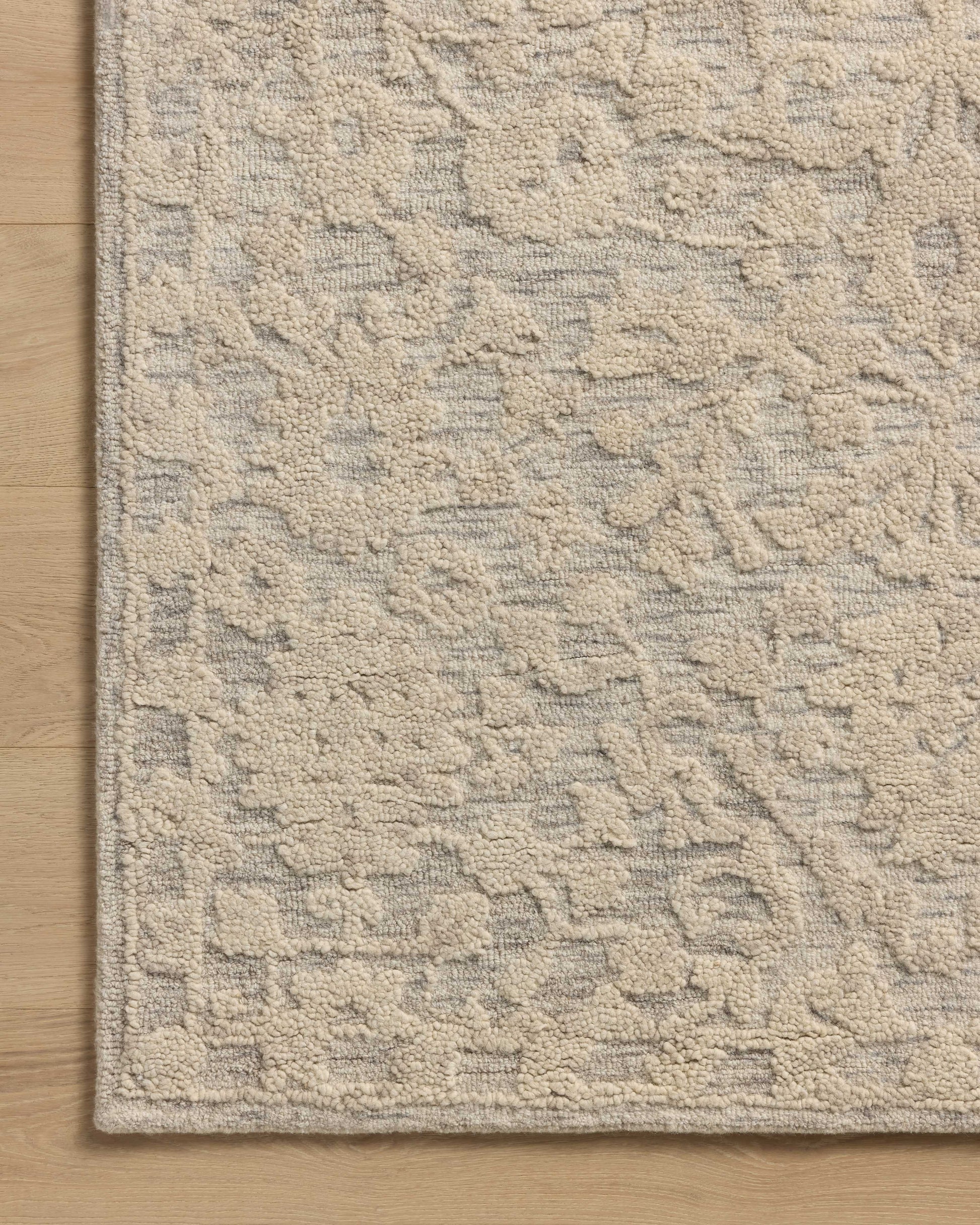 Prudence 01 Mist/Ivory Rug - Chapin Furniture
