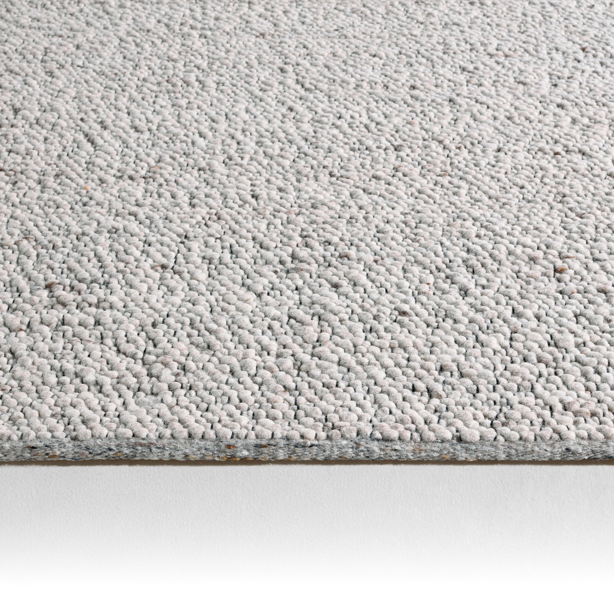 Quiet Time Hadren QTM03 Cream/Gray Rug - Chapin Furniture