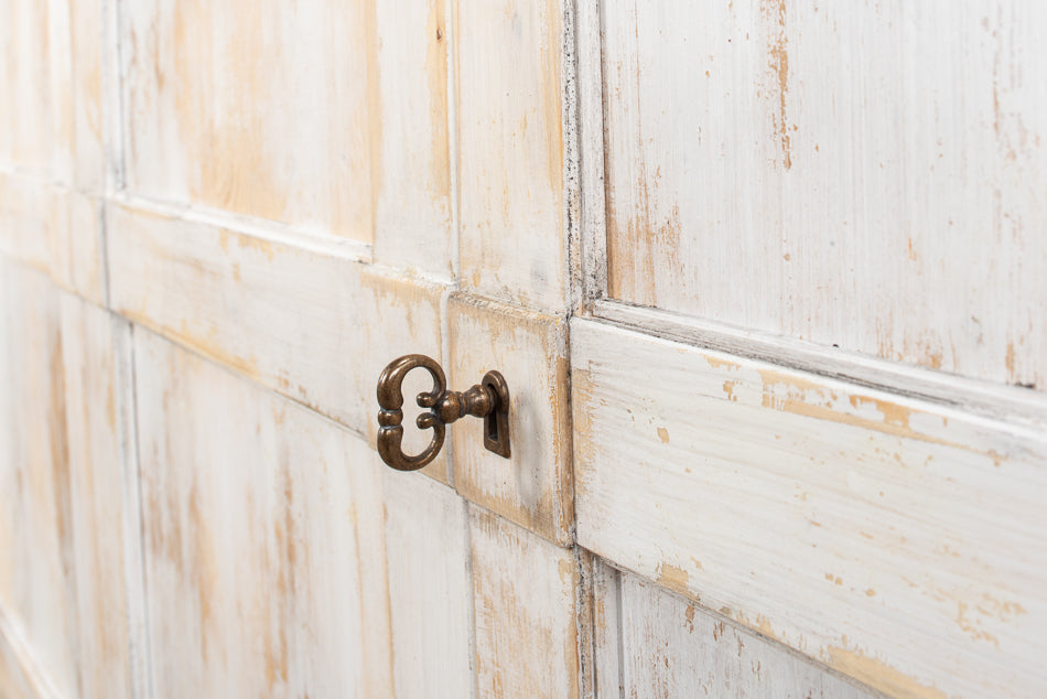 Luciana 6 Wood Dr Buffet, 112", Distressed White - Chapin Furniture