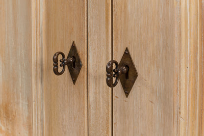 Louis Xvi Buffet-  Antique Oak - Chapin Furniture