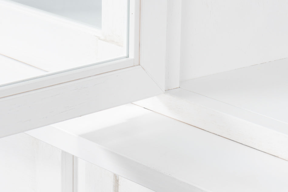 Center Media Unit & Hutch- Cortina White - Chapin Furniture