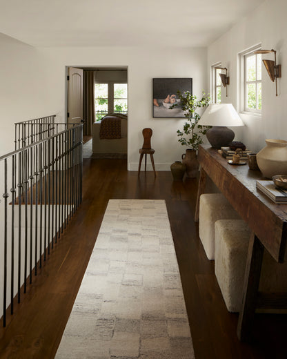 Amber Lewis Rocky 01 Ivory / Silver - Chapin Furniture