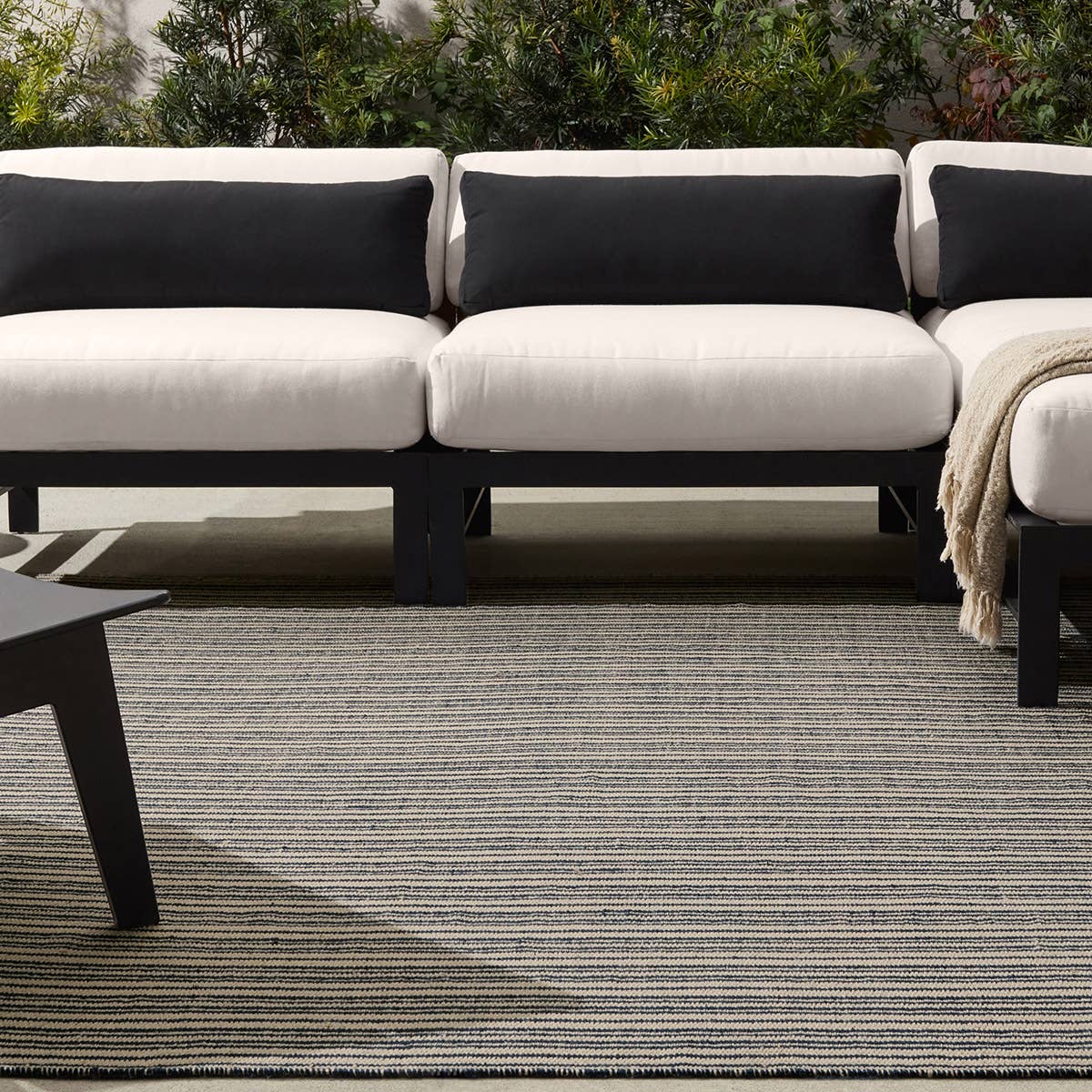Sacdecer Moren SDR03 Beige/Blue Indoor/Outdoor Rug - Chapin Furniture