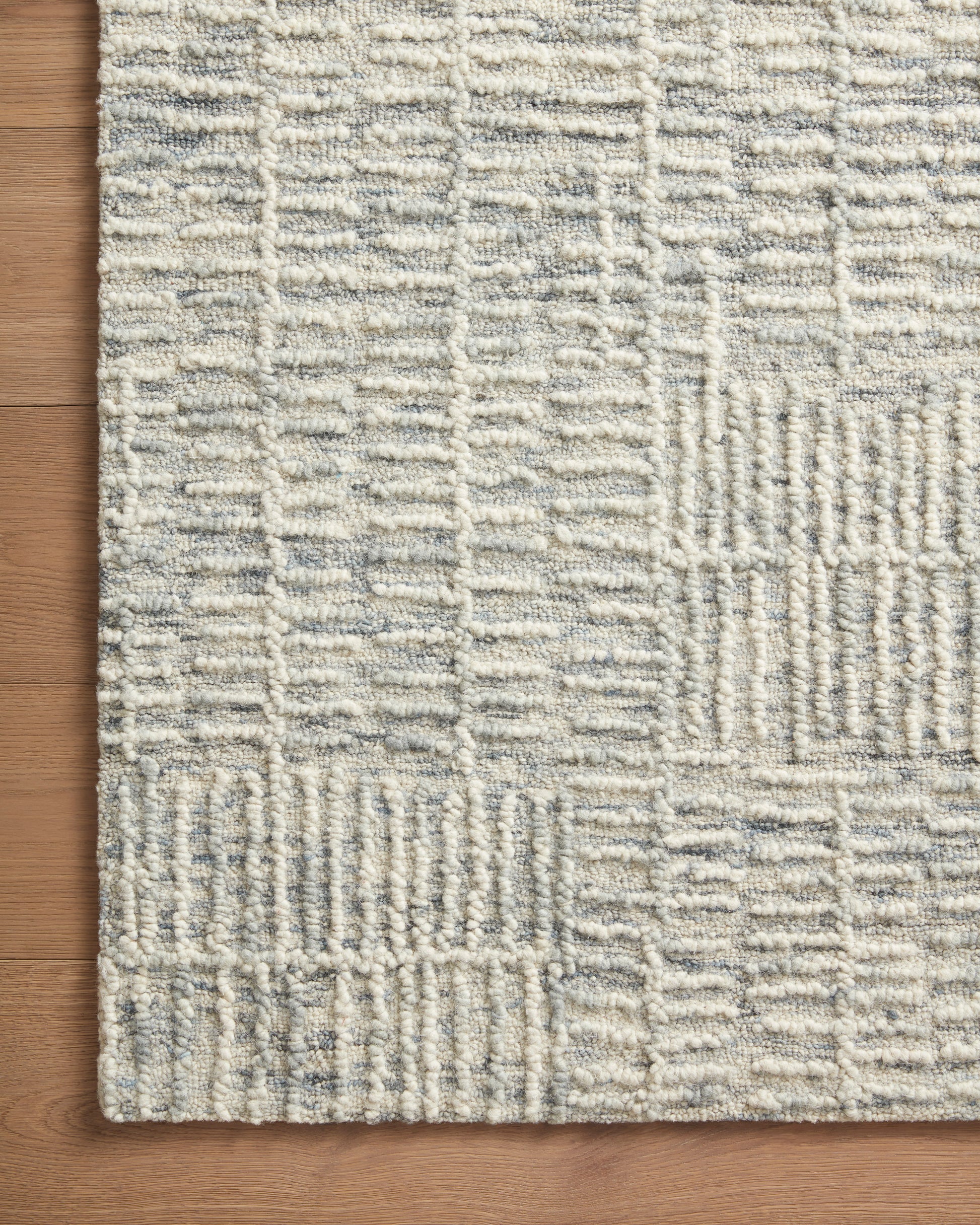 Tallulah 03 Rug- Sky/Ivory - Chapin Furniture