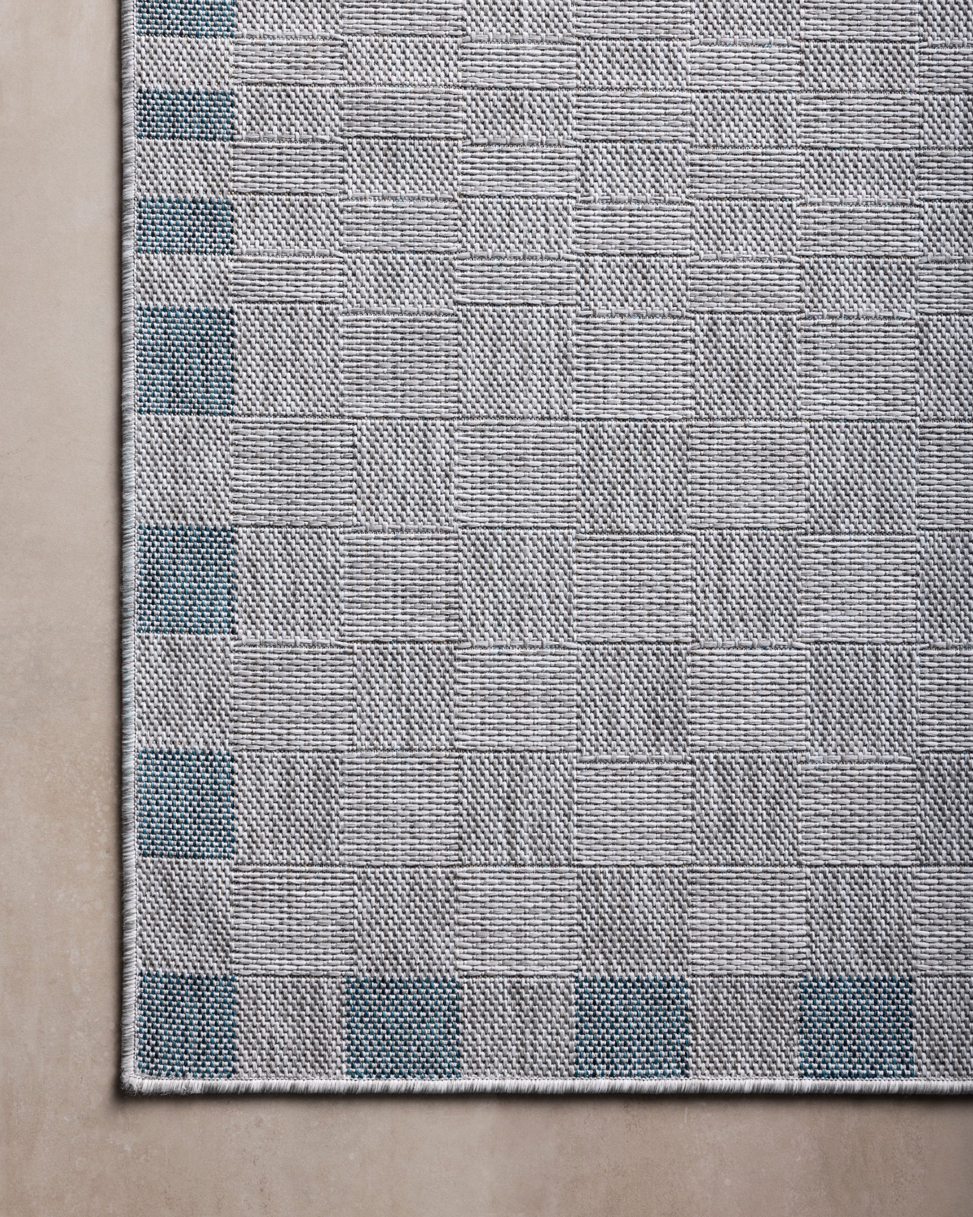 Amber Lewis Topanga 07 Silver / Blue - Chapin Furniture