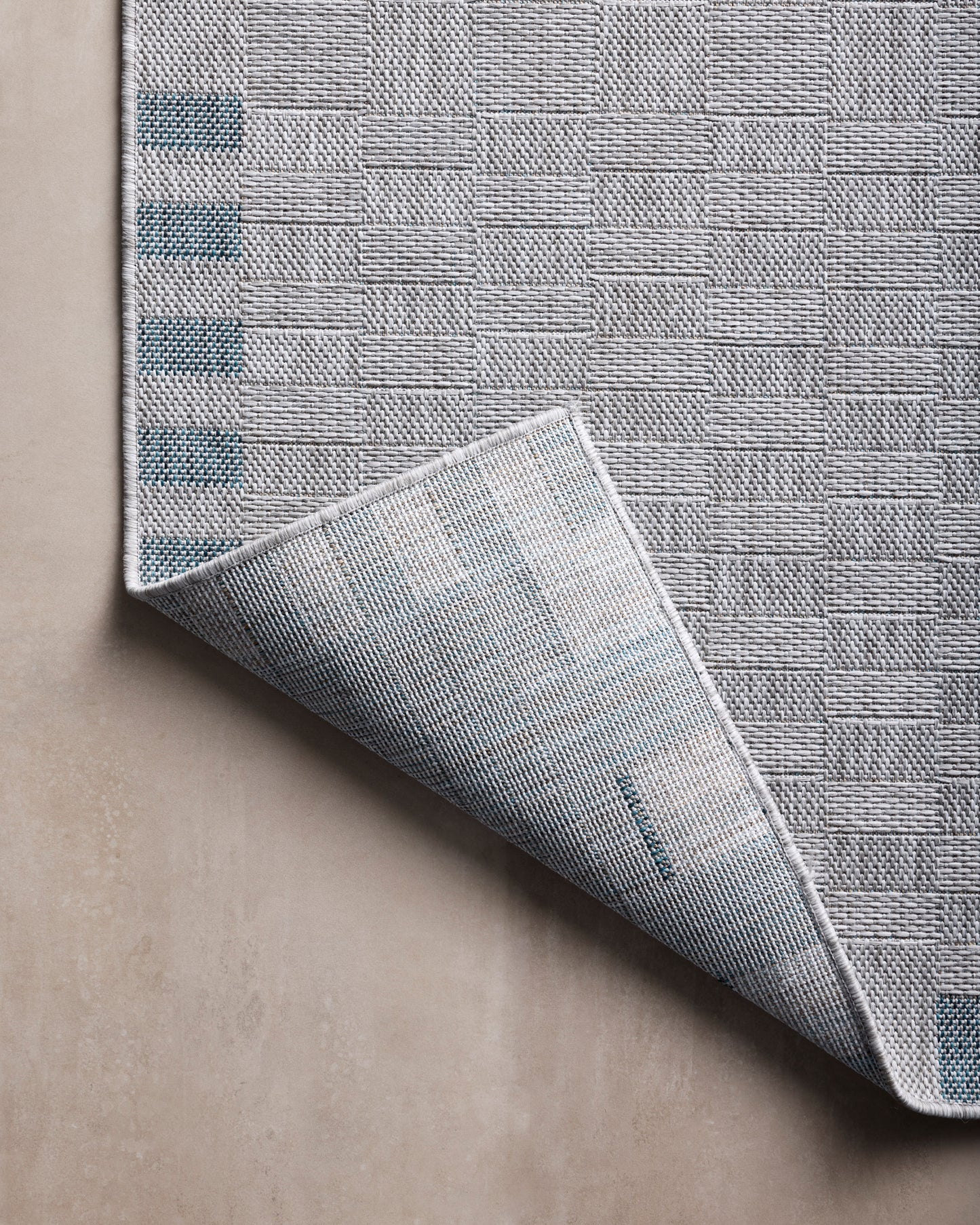 Amber Lewis Topanga 07 Silver / Blue - Chapin Furniture
