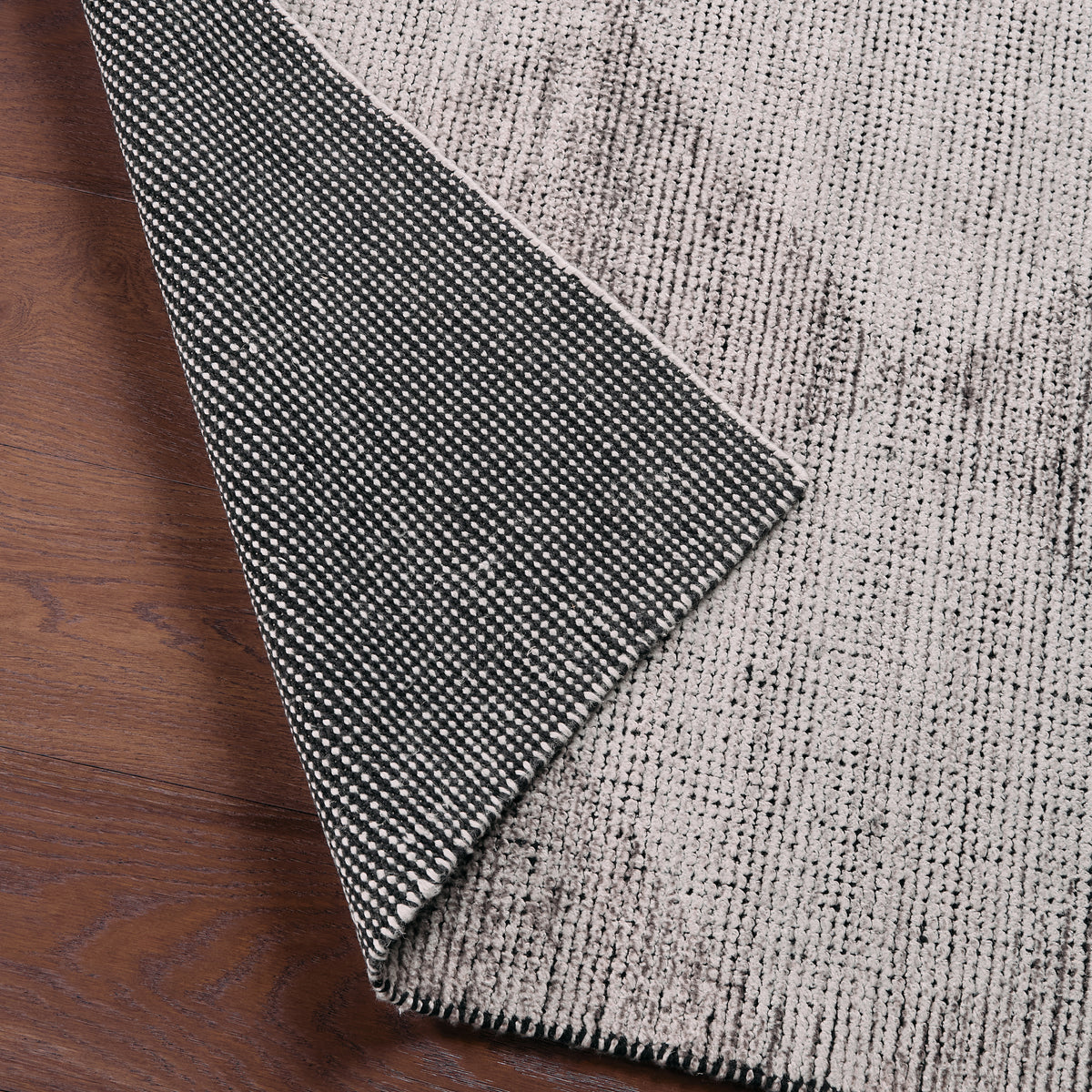 House Sprucing Tesorino Gioia TRN04 White Indoor/Outdoor Rug - Chapin Furniture