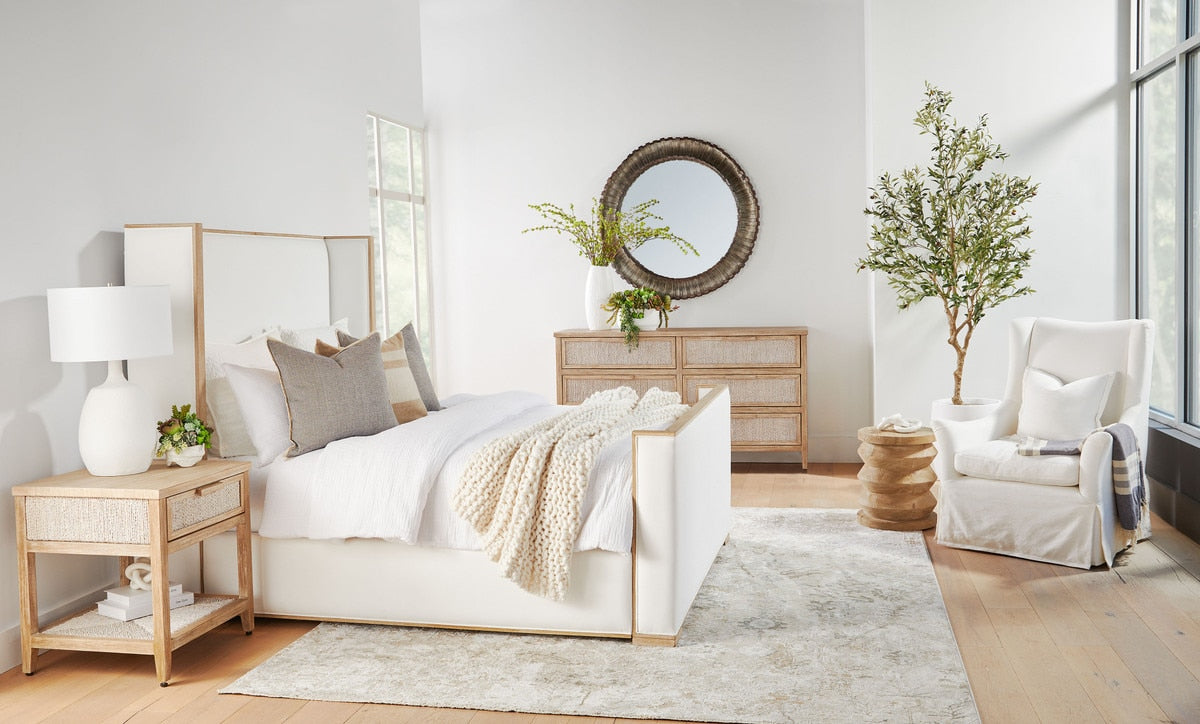 Tailor Shelter Upholstered Bed