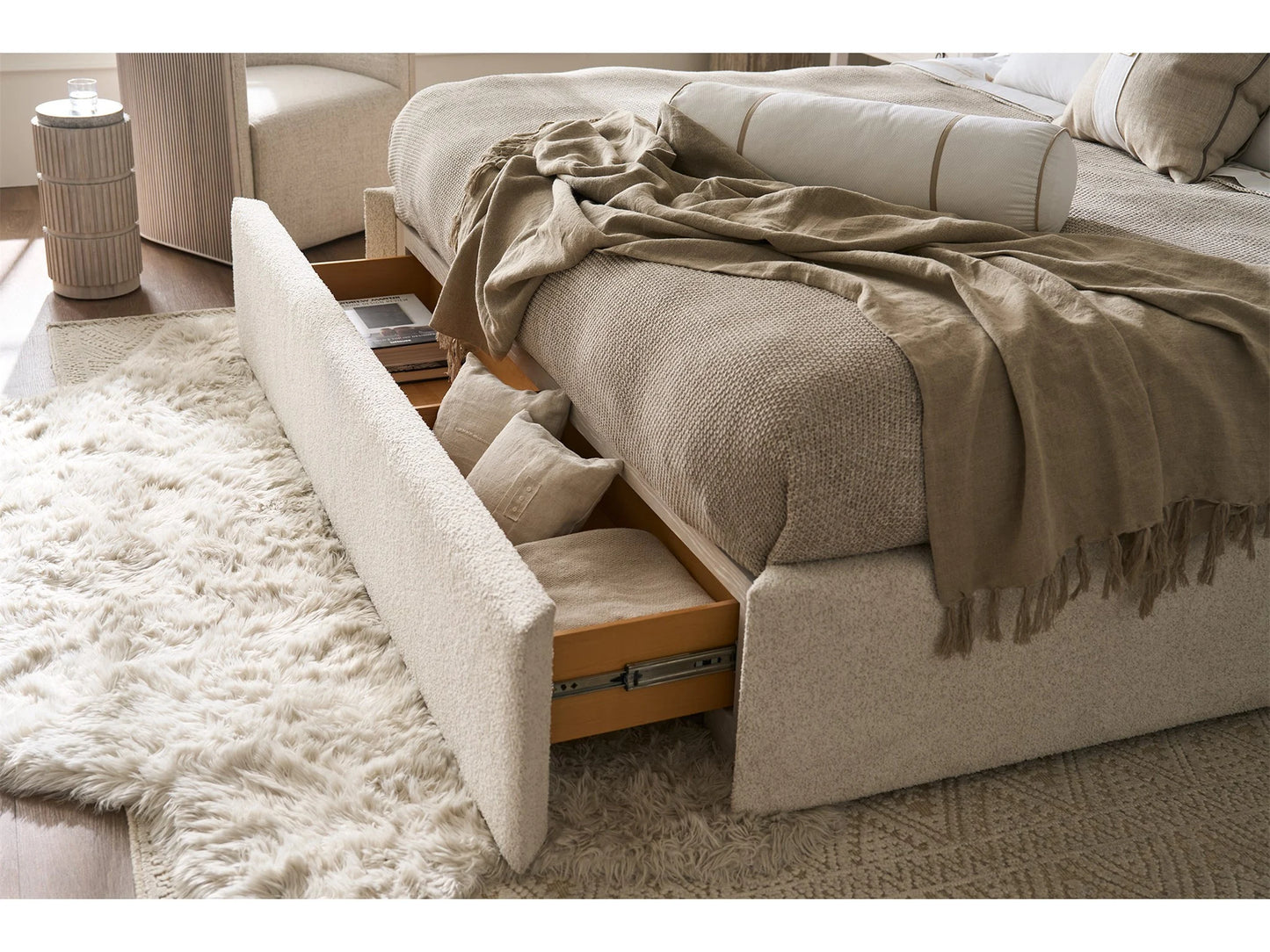 Avaline Owen Storage Bed - Chapin Furniture