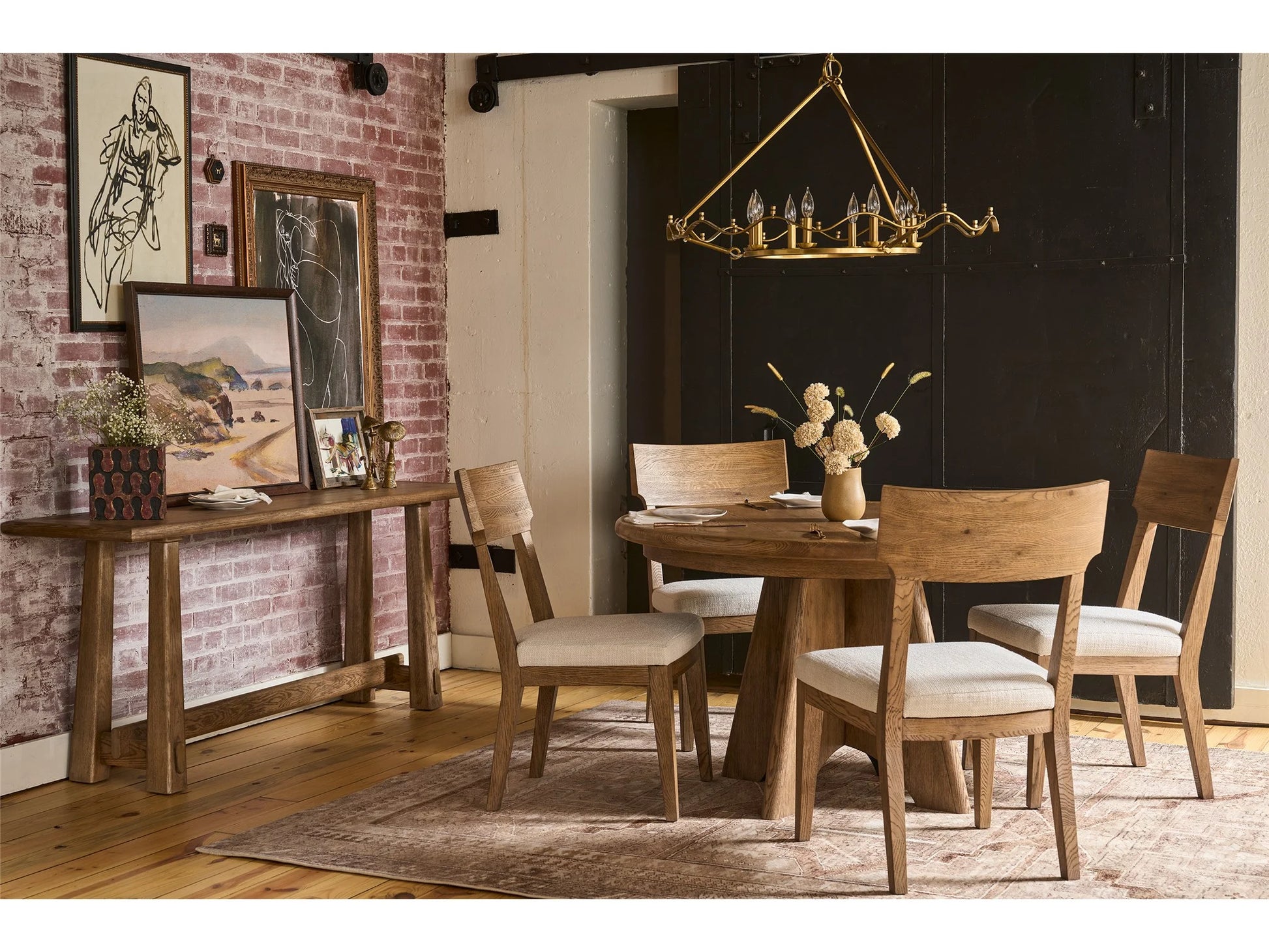 Griffith Park Sienna Round Dining Table - Chapin Furniture