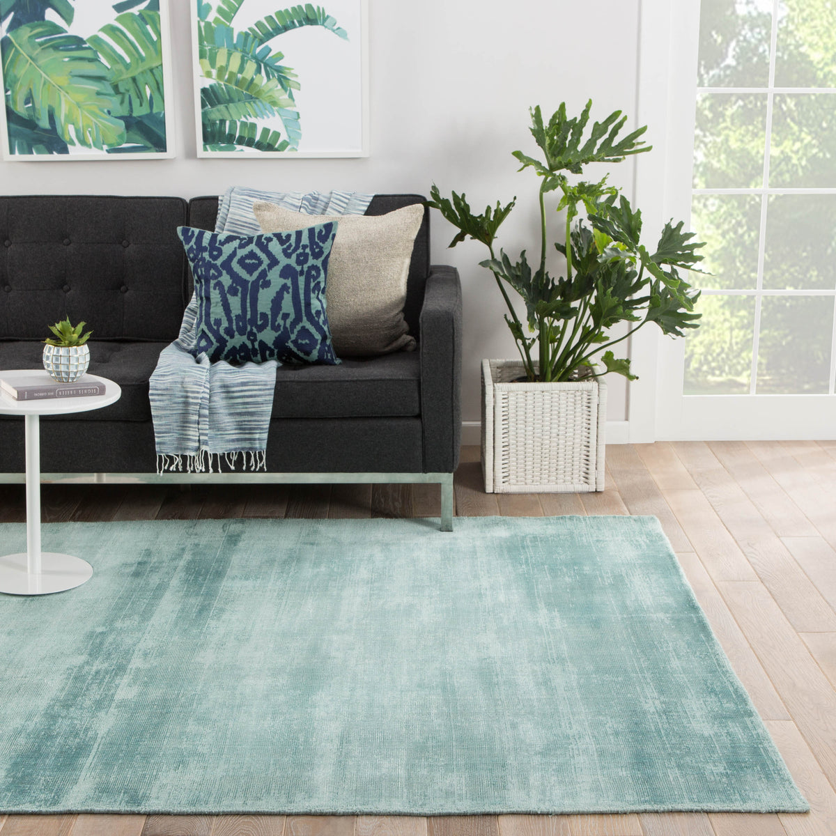 Yasmin Yasmin YAS03 Aqua Rug - Chapin Furniture