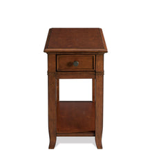 Campbell Chairside Table - Chapin Furniture