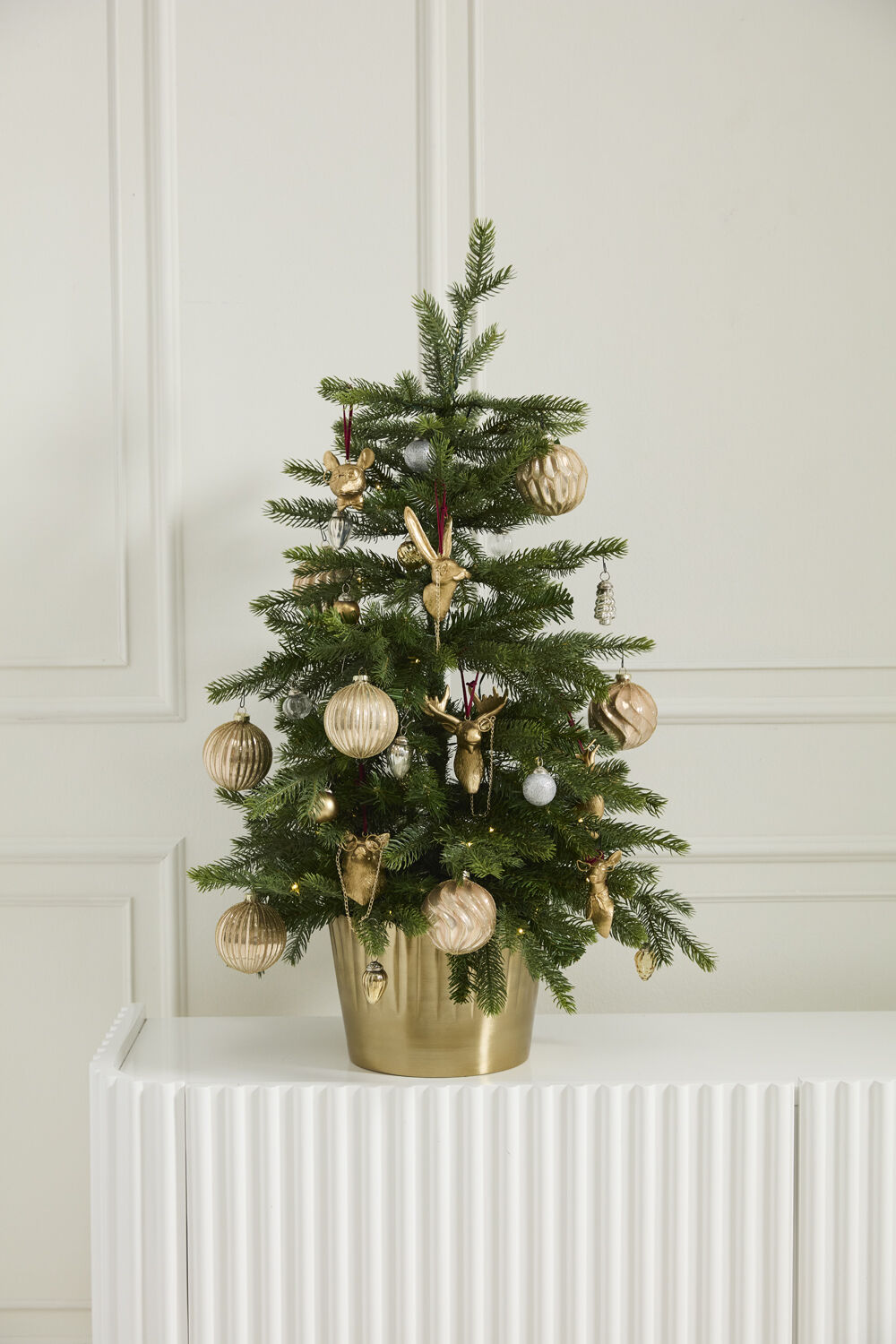 Set of 6 E + E Ornaments - Chapin Furniture