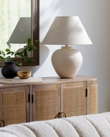 Kaliyu KLU-002 Lamp - Chapin Furniture