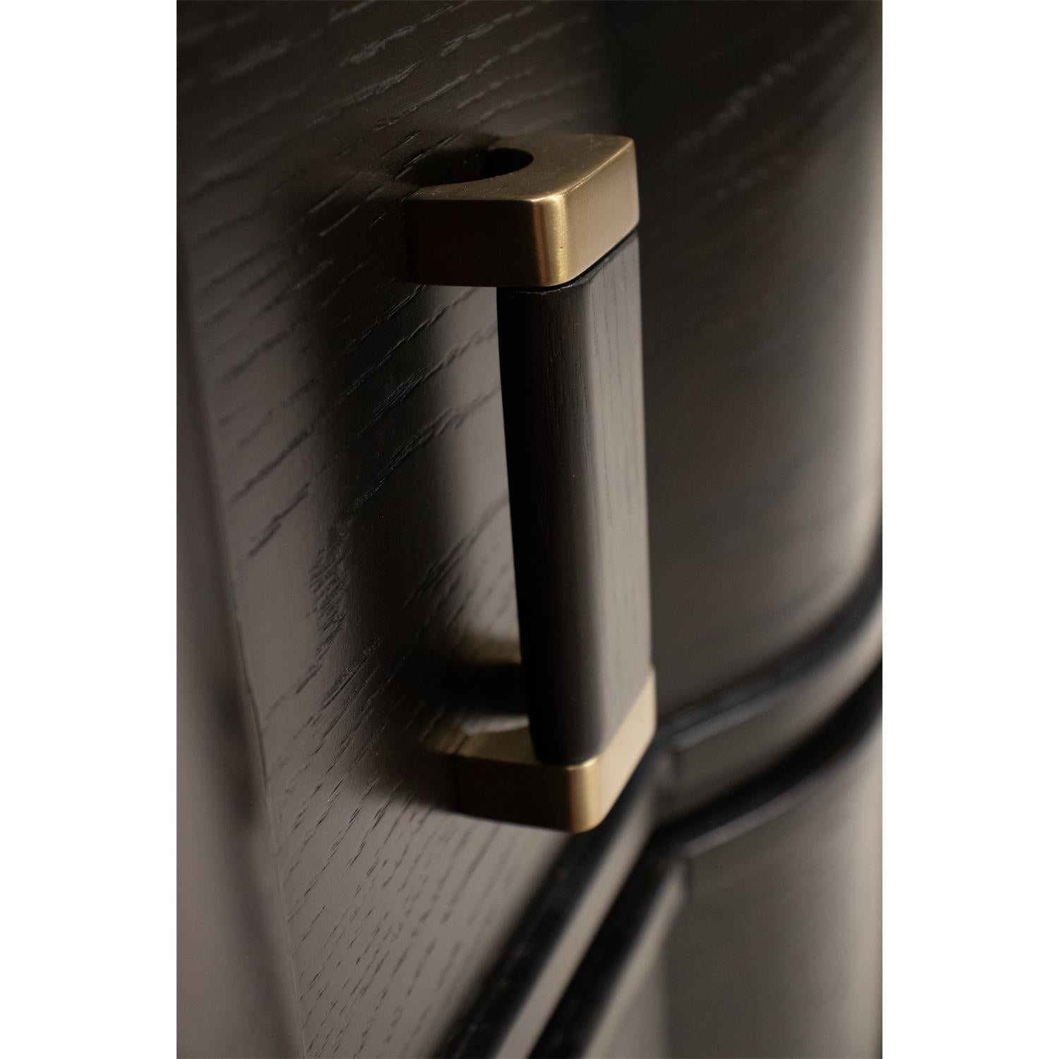 Lydia Bachelor Chest - Chapin Furniture