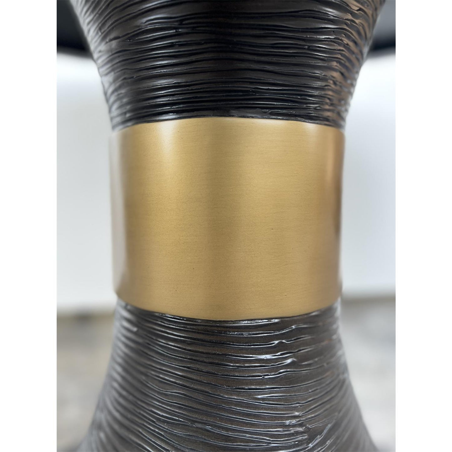 Lydia Round Dining Table - Chapin Furniture