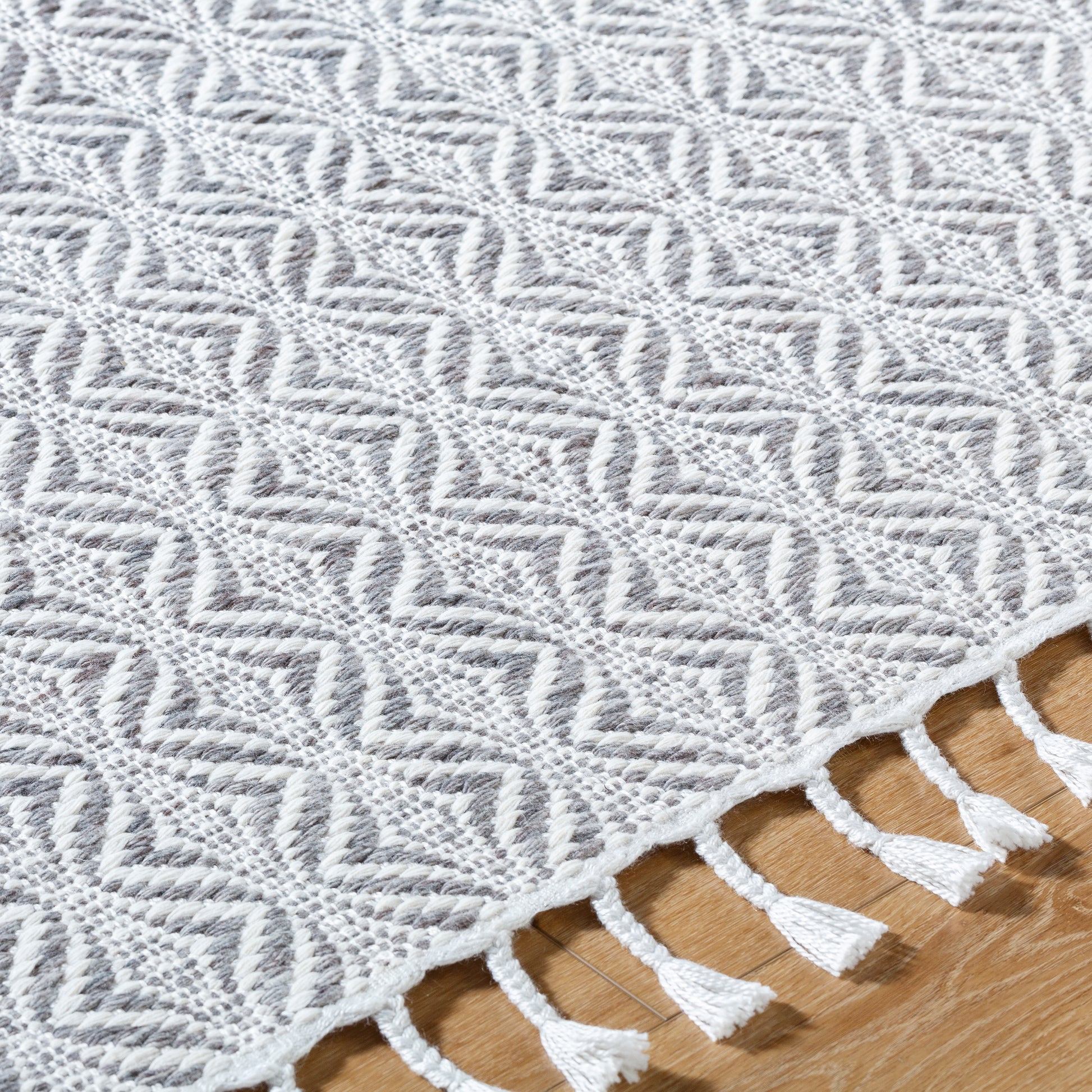 Peony PON-2300 Rug - Gray, White - Chapin Furniture