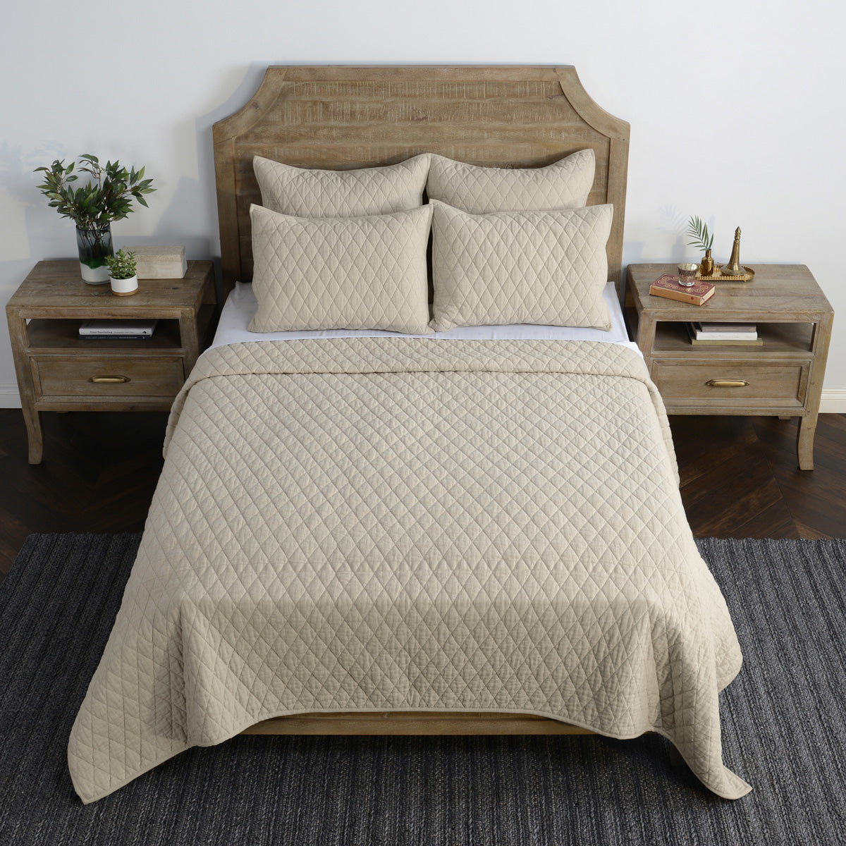 CLASSIC VILLA ACCESSORIES Lana Quilt