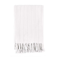 TC Hunter White Throw - Chapin Furniture