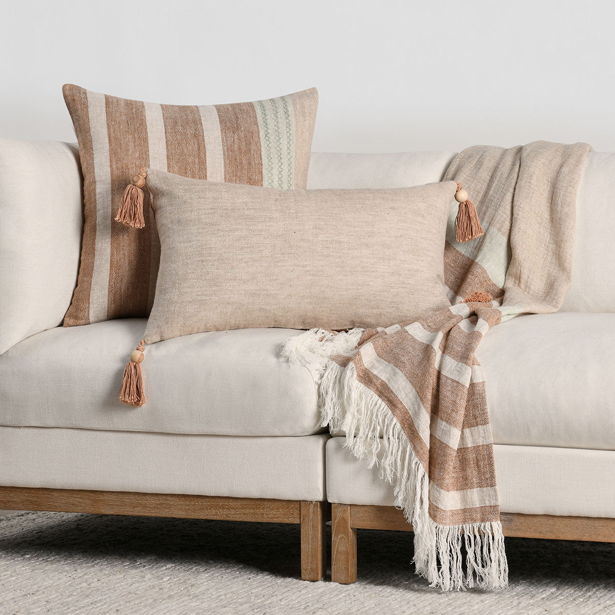 BW Sherry Hazel/Natural 22x22 Pillow - Set of 2 - Chapin Furniture