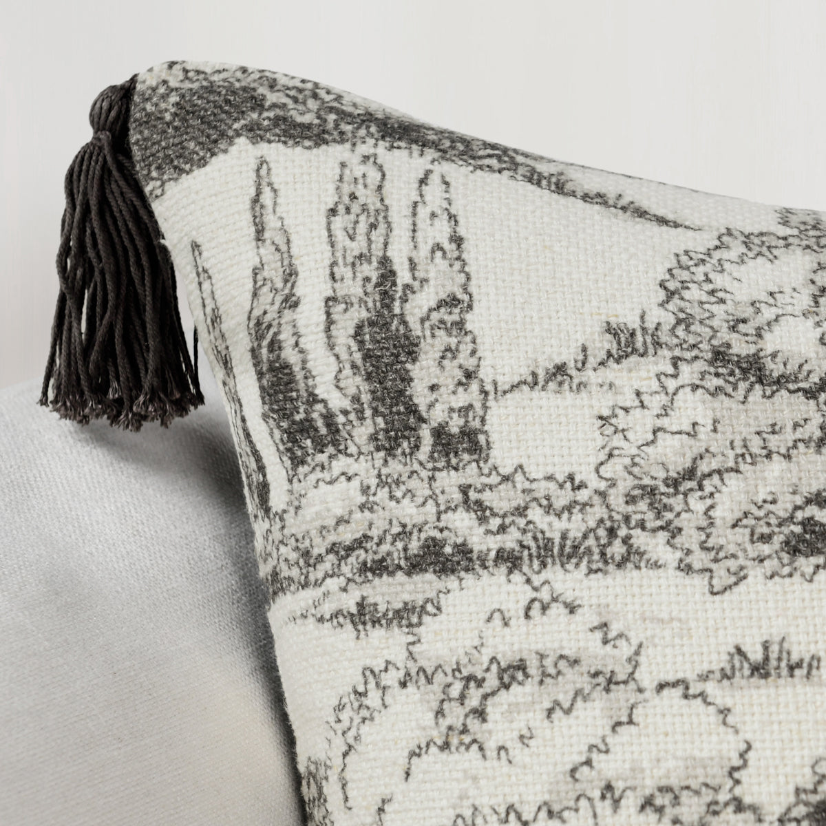 VC Stonework Charcoal 22x22 Pillow - Set of 2 - Chapin Furniture