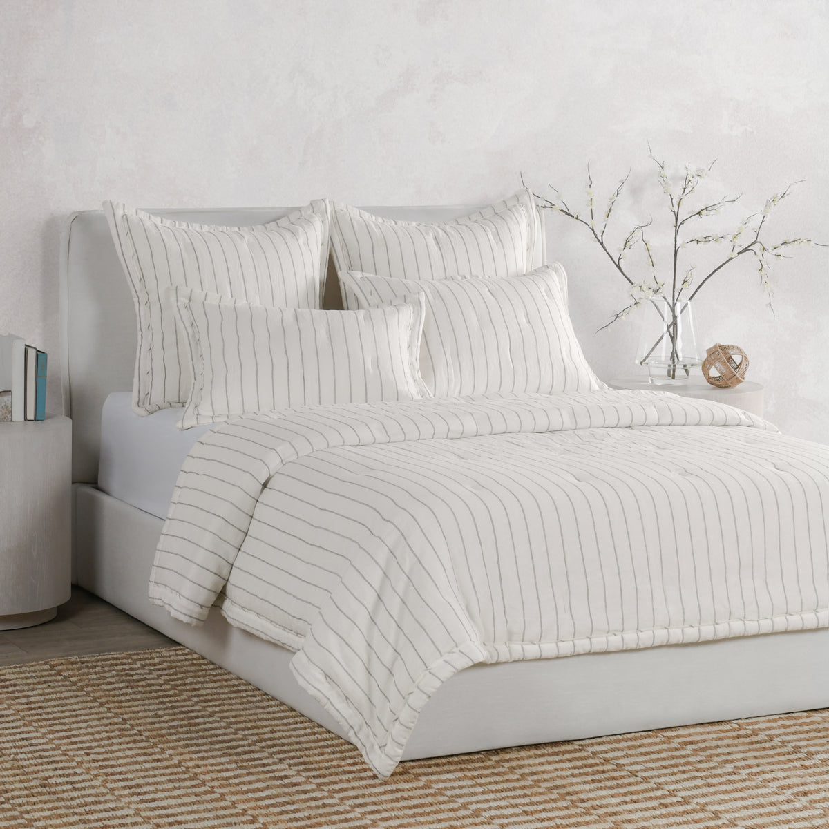 Monaco Ivory Comforter - Thumbnail 3