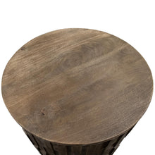 Viewpoint Round End Table - Chapin Furniture