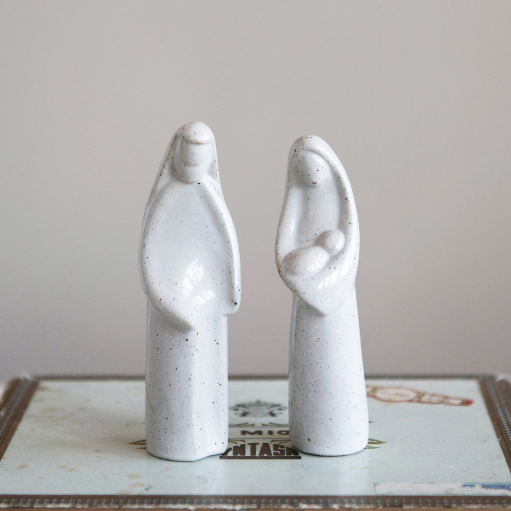 Stoneware Holy Family - Chapin Furniture