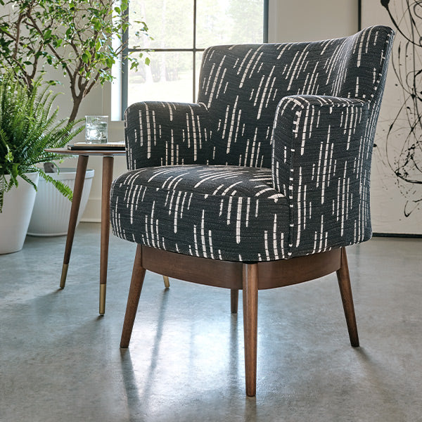 Kelida Swivel Chair - Chapin Furniture