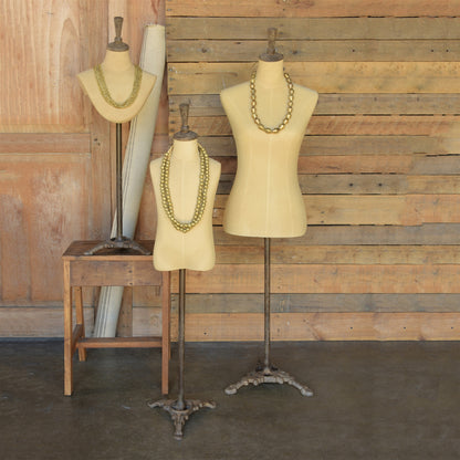 Roebuck Manequin- Woman - Chapin Furniture