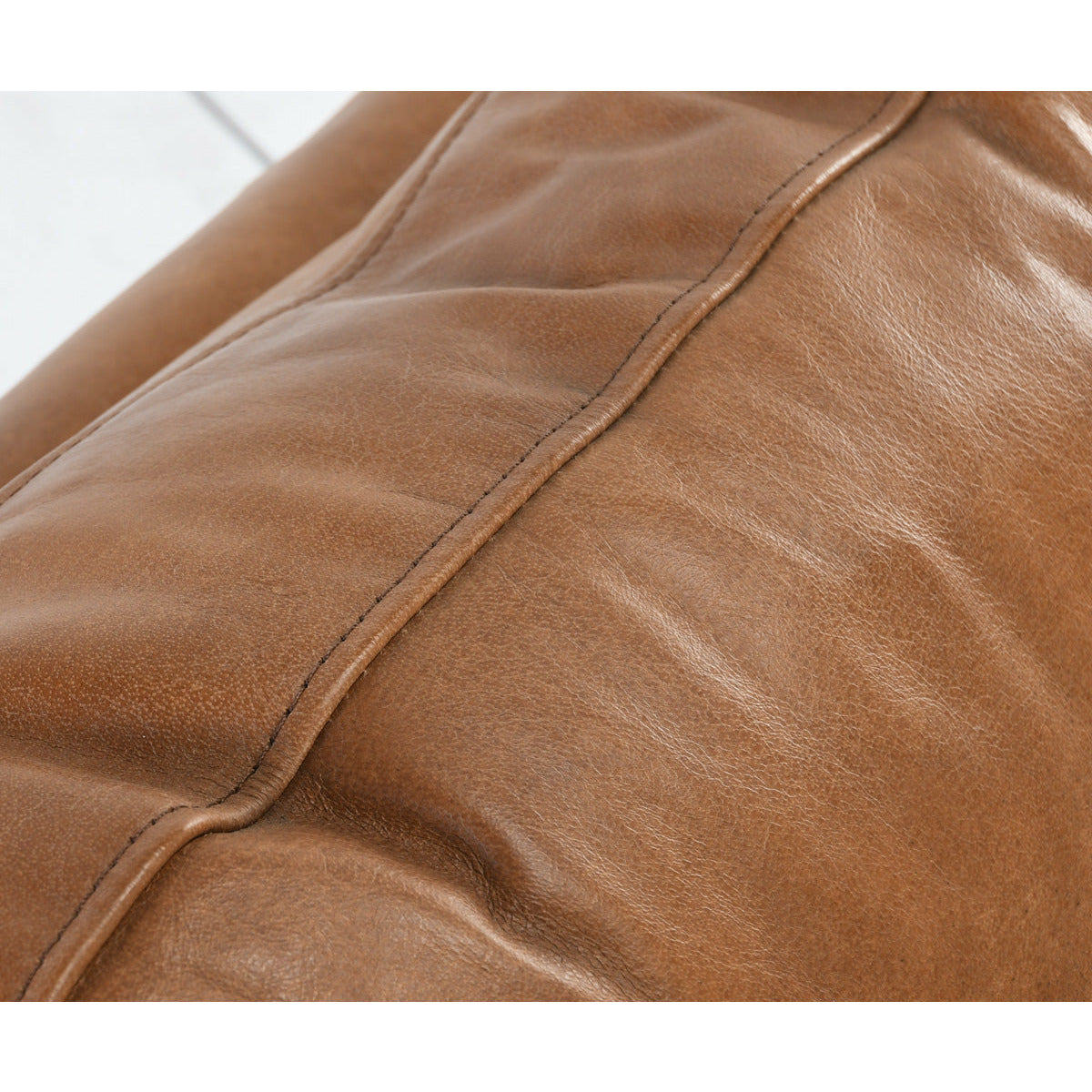 Christopher Club Chair Tan - Chapin Furniture