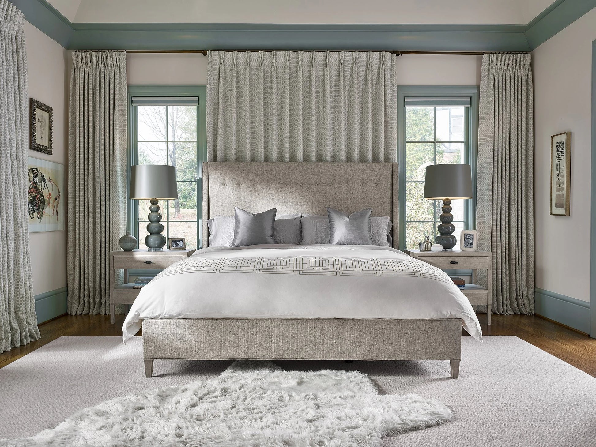 Midtown Queen Bed - Chapin Furniture