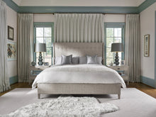 Midtown Queen Bed - Chapin Furniture