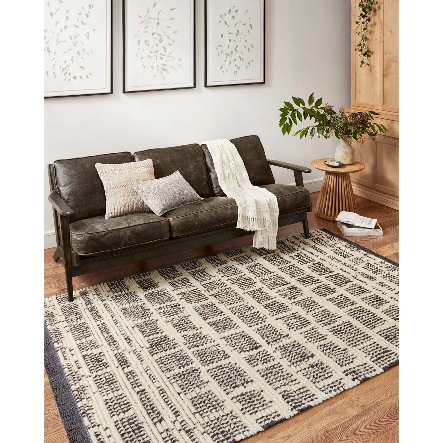 Chris Loves Julia Alice Cream/Charcoal Rug - Chapin Furniture
