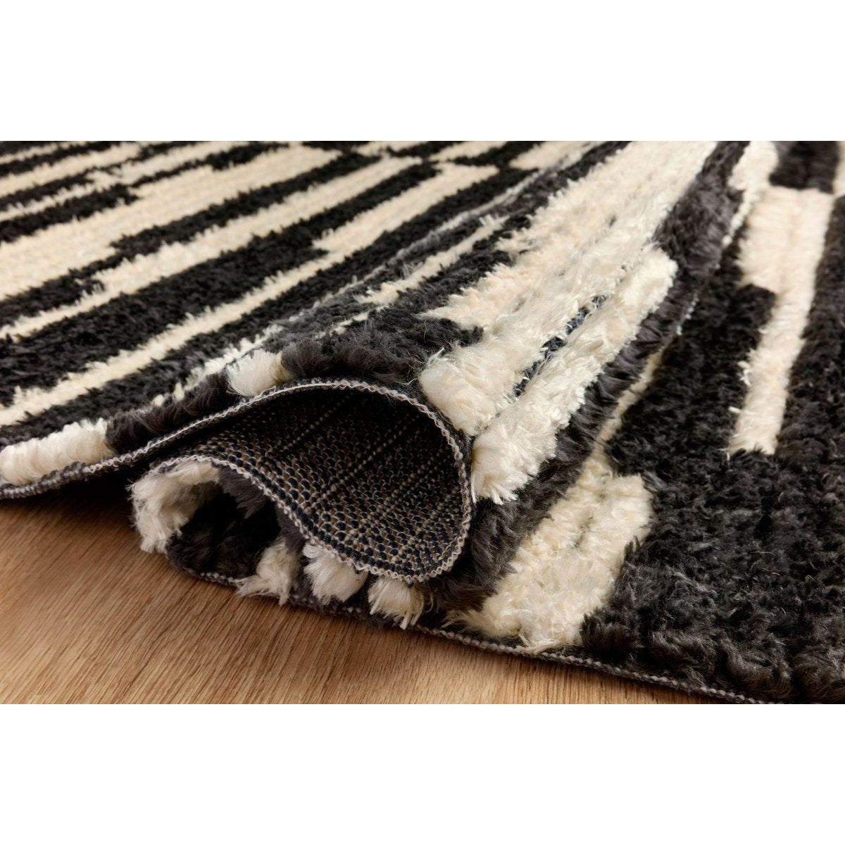 Chris Loves Julia Alice Cream/Charcoal Rug - Chapin Furniture