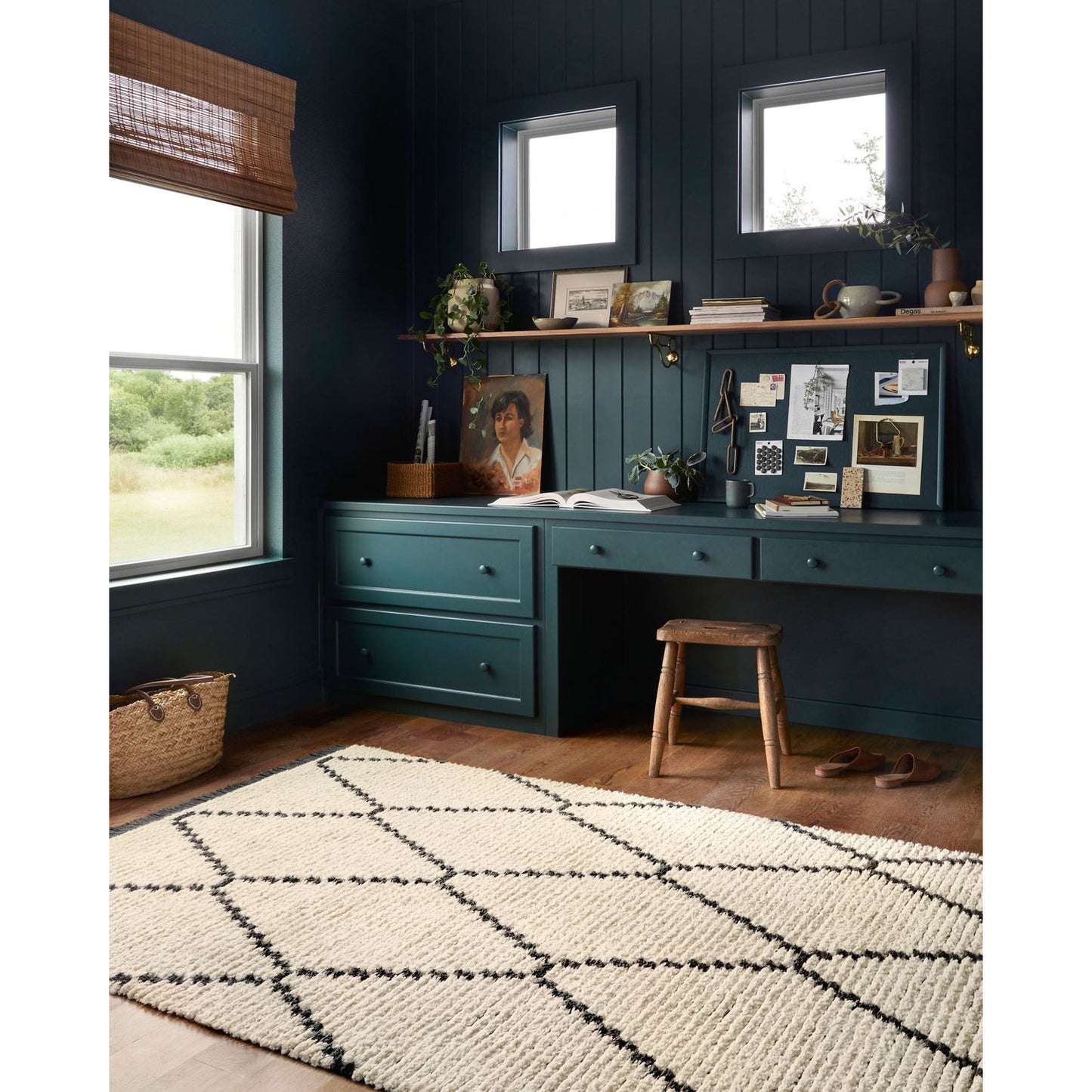 Chris Loves Julia Alice Cream/Charcoal Rug - Chapin Furniture