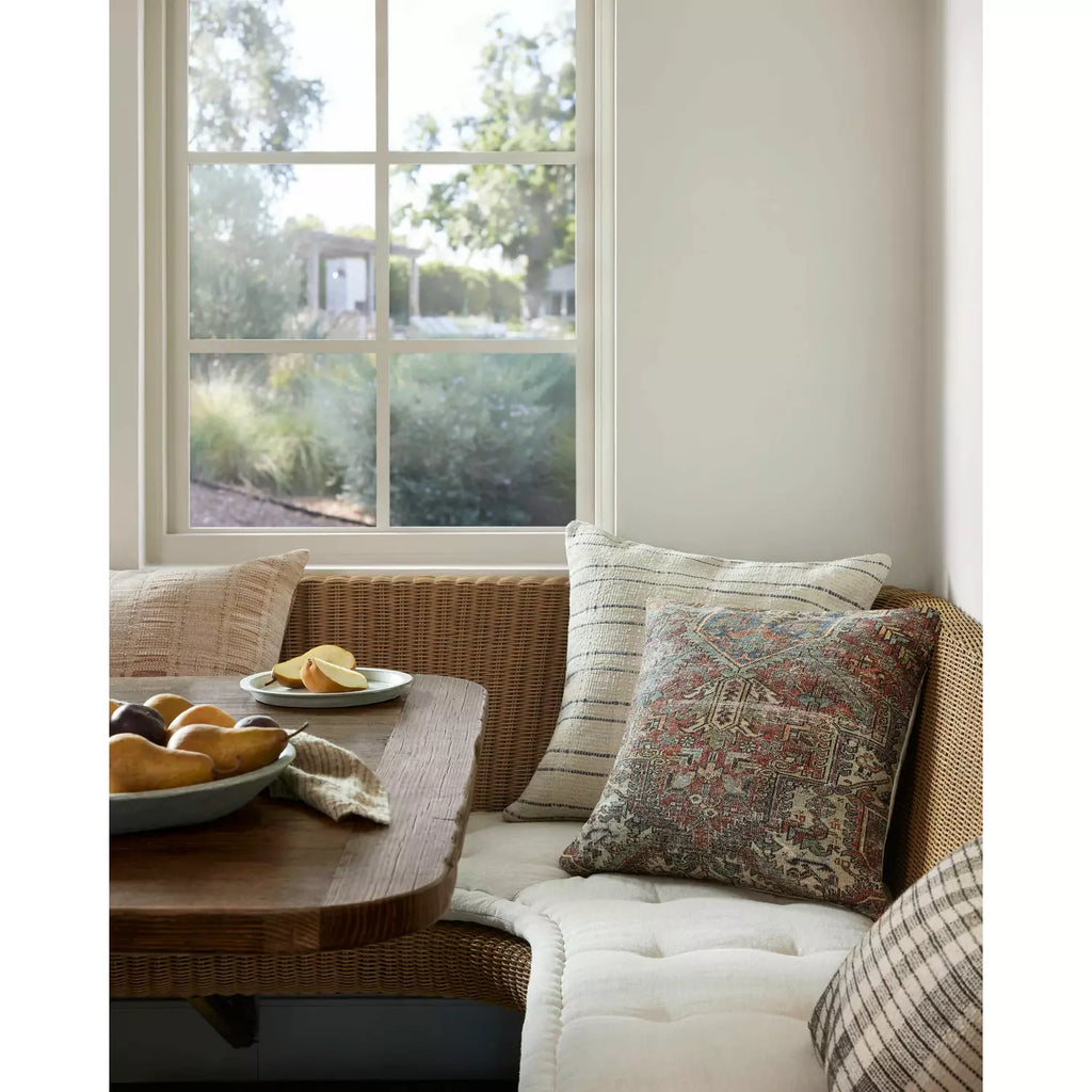 Amber Lewis Belmont Pal0006 Cream / Blue Pillow - Chapin Furniture