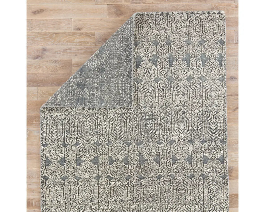 Jaipur Living Reign Abelle Hand-Knotted Medallion Gray/ White Rug - Chapin Furniture