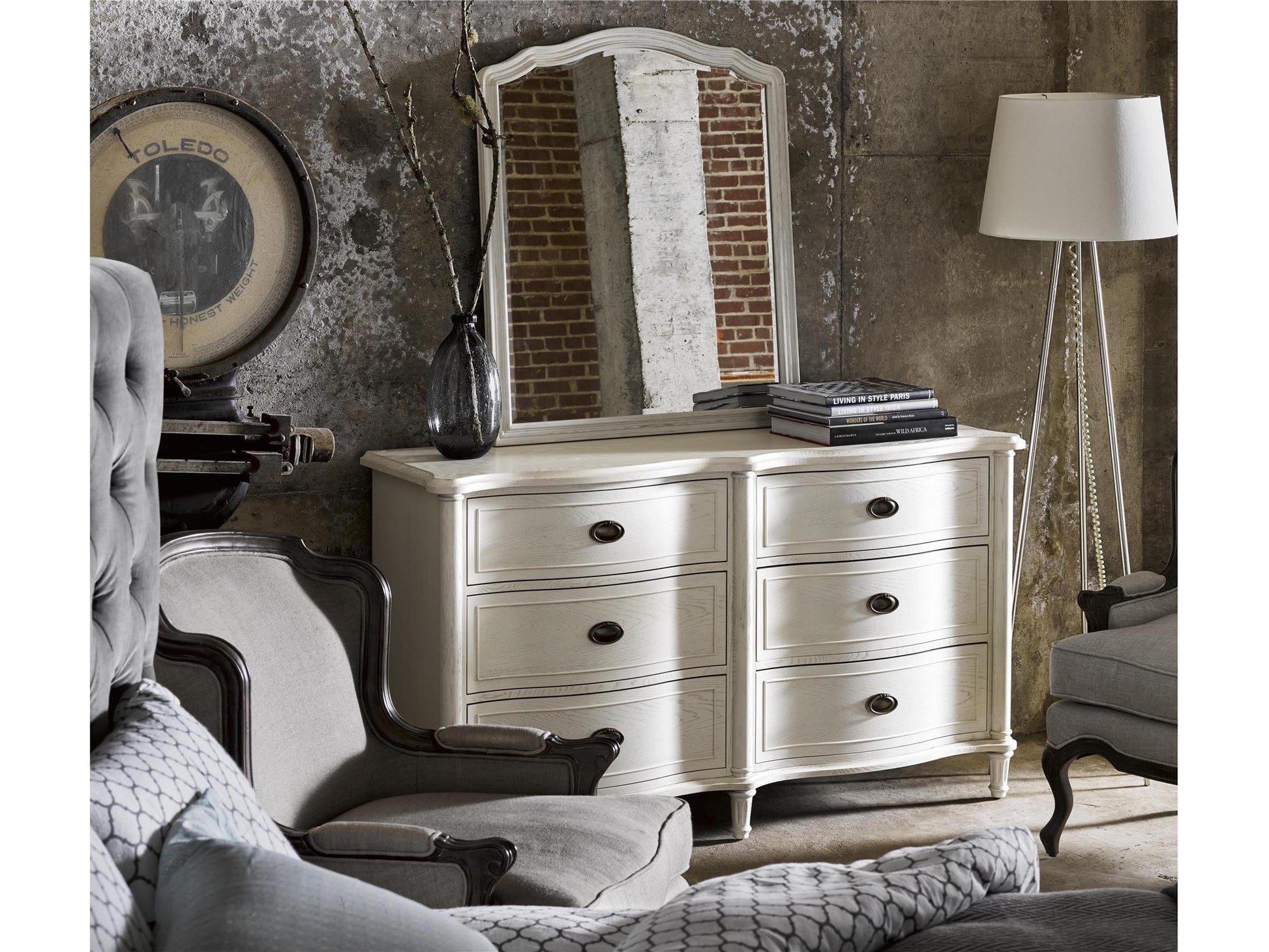 Amity Drawer Dresser - Chapin Furniture