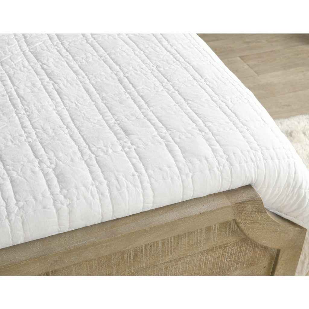 Carly White Quilt - Chapin Furniture