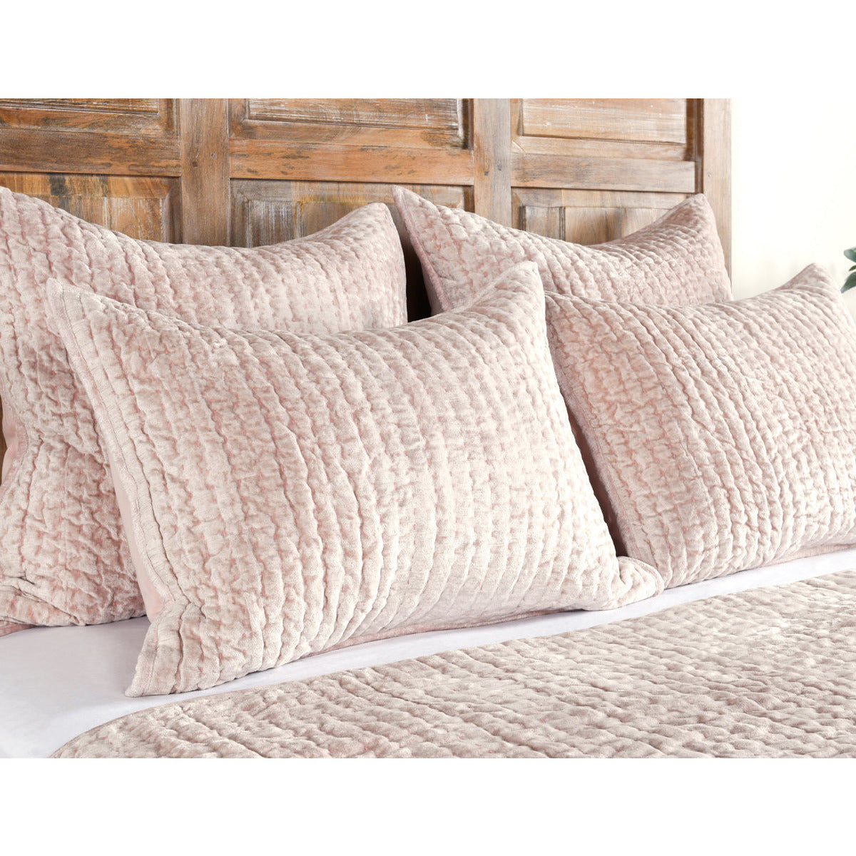 Bari Velvet Bliss Pink Quilt Set - Chapin Furniture