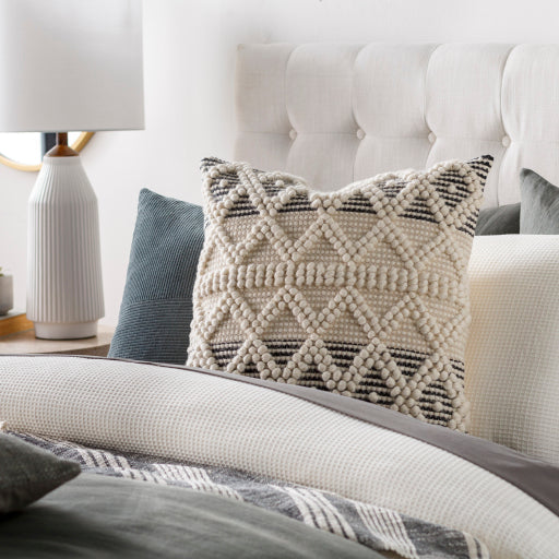 Hygee 05 Pillow - Chapin Furniture