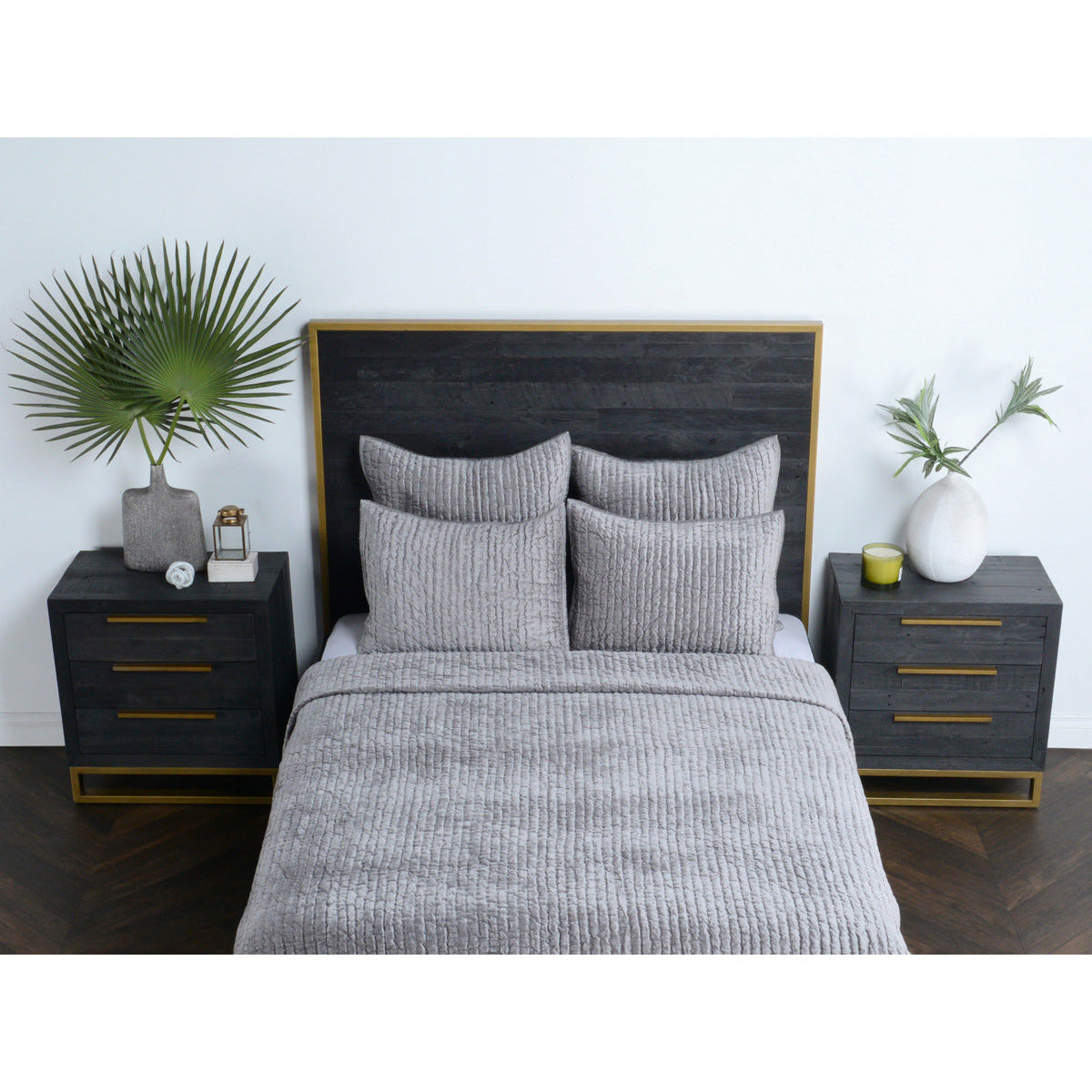Bari Velvet Gray Quilt Set - Chapin Furniture