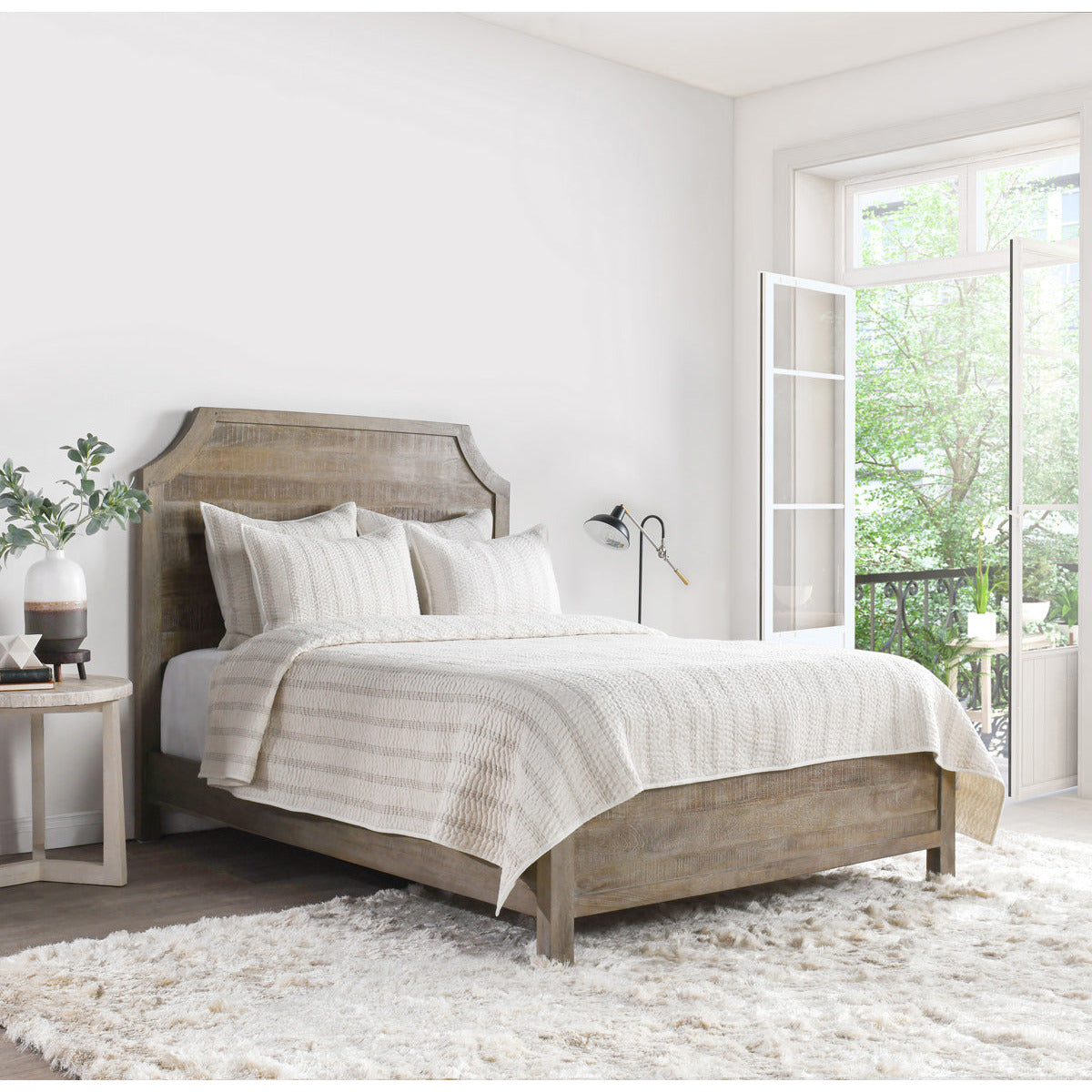 CLASSIC VILLA ACCESSORIES Abram Quilt - Thumbnail 2